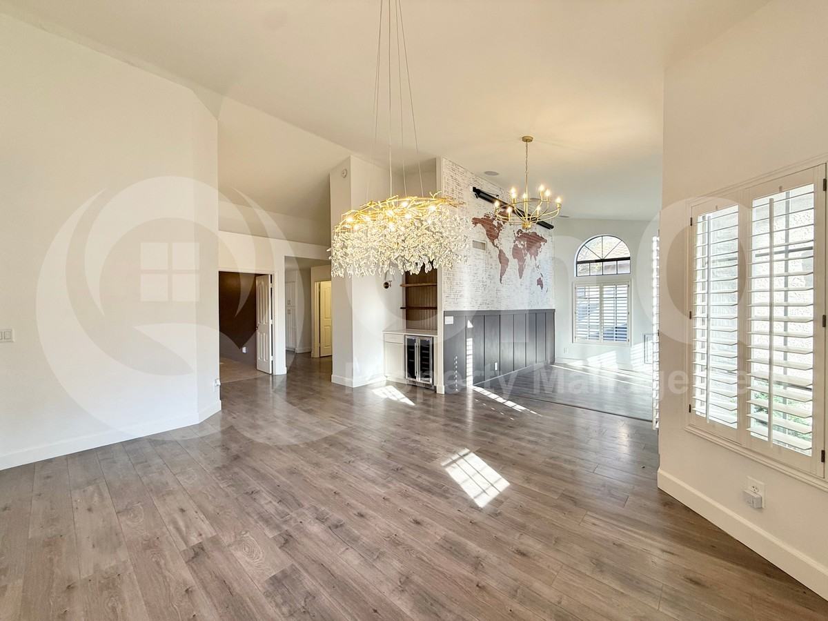 401 S Tiago Dr - Photo 6 of 32