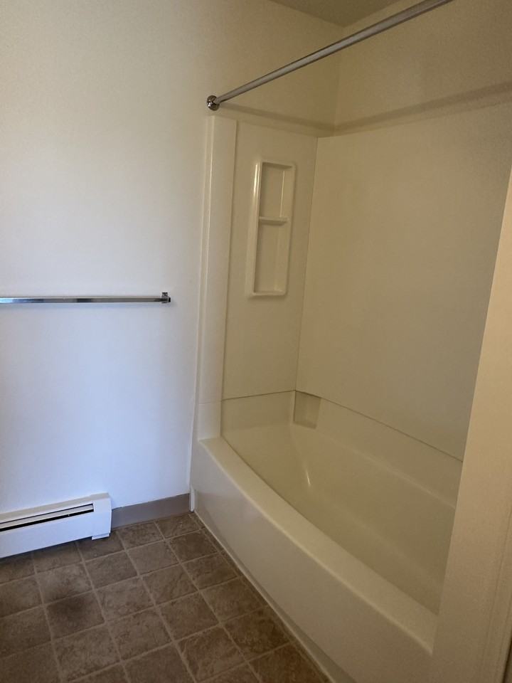 1103 S Latson Rd - Photo 2 of 15