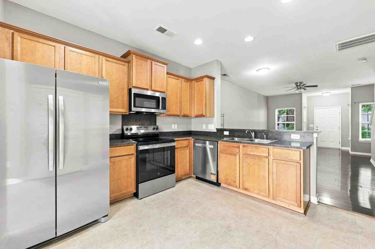 9709 Turning Wheel Dr #9709 - Photo 5 of 41