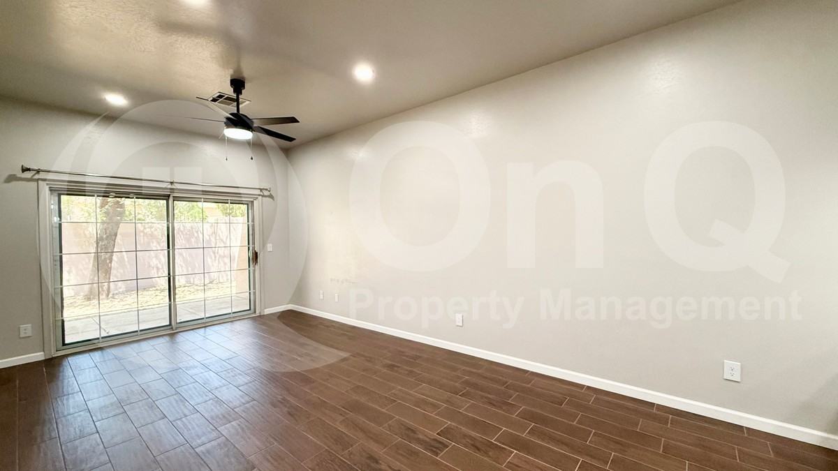 1414 E Grovers Ave #5 - Photo 3 of 15
