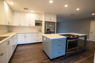 1728 E Laguna Dr #NA - Photo 1 of 1