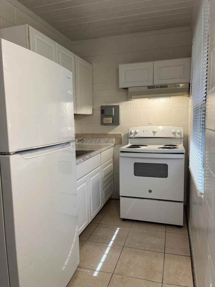 709 Boston Ave - Photo 5 of 14