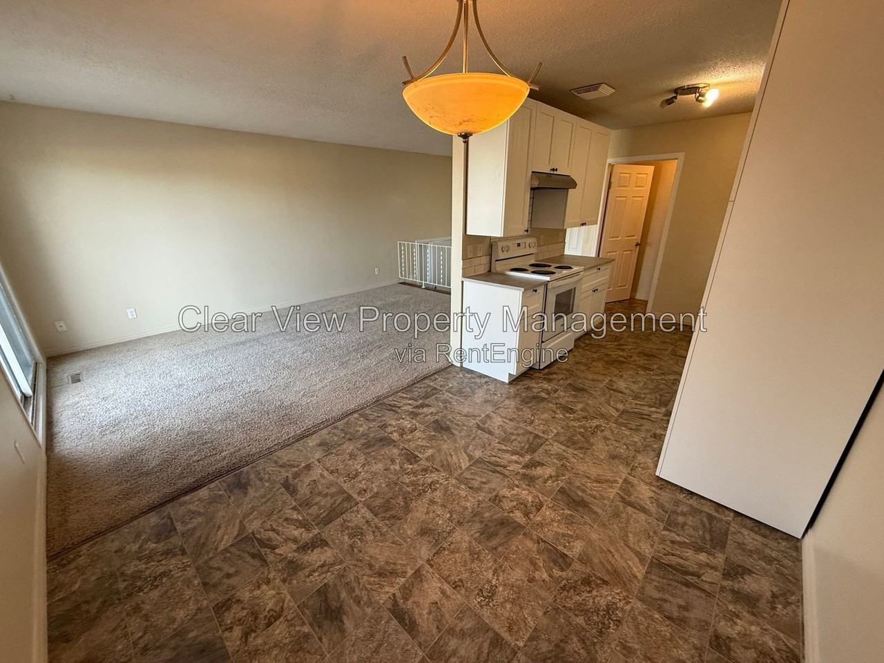 3503 20 Ave S #3 - Photo 2 of 21