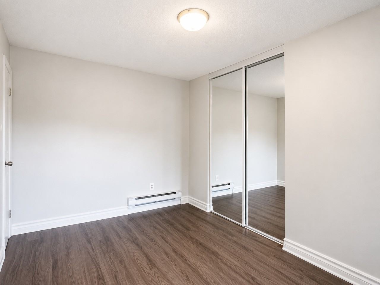 265 Emerald Street North #12 - Photo 5 of 7
