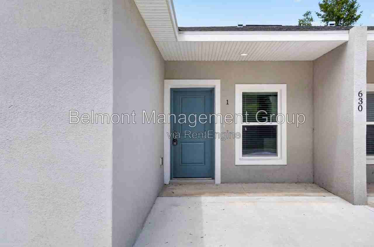 630 Nw 59th Ave #1 - Photo 2 of 18
