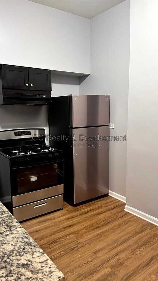 6620 S Drexel Ave #2 - Photo 5 of 16