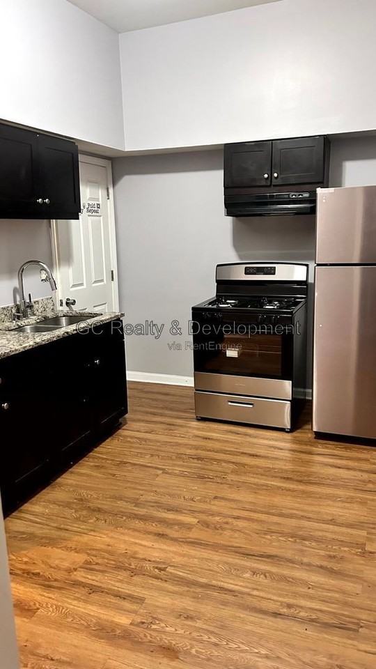 6620 S Drexel Ave #2 - Photo 6 of 16