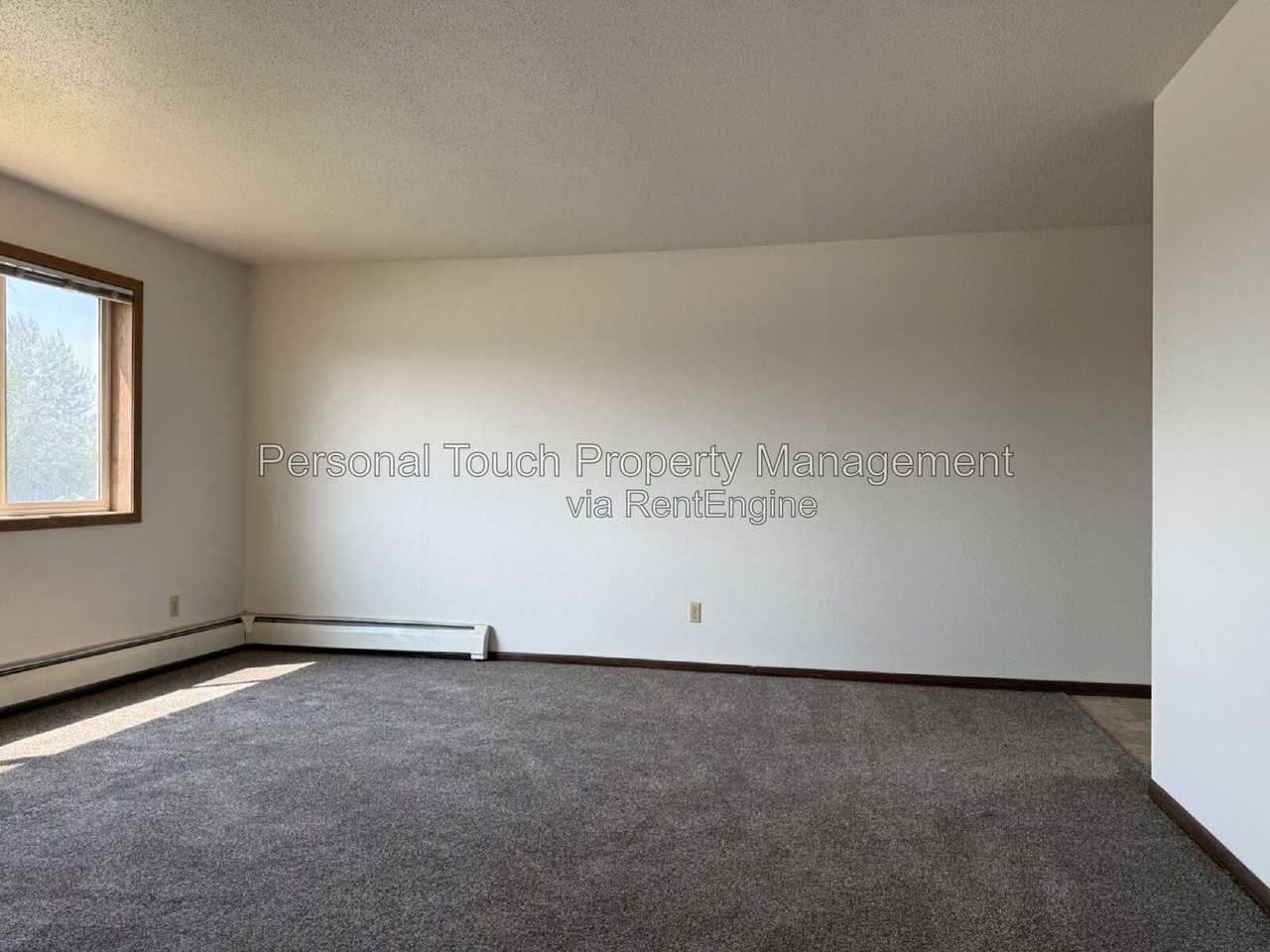 2 5th St Nw #302 - Photo 2 of 18