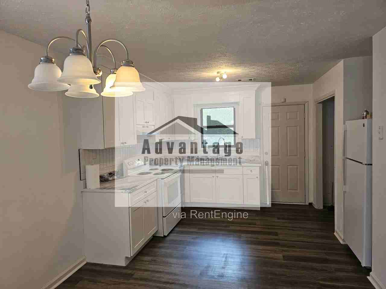 1521 Pine Cone Ln Nw - Photo 3 of 10