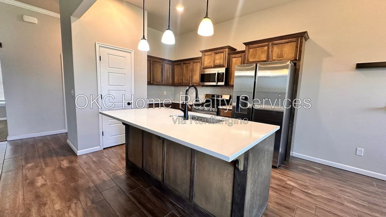 7724 Windstone Dr - Photo 7 of 31