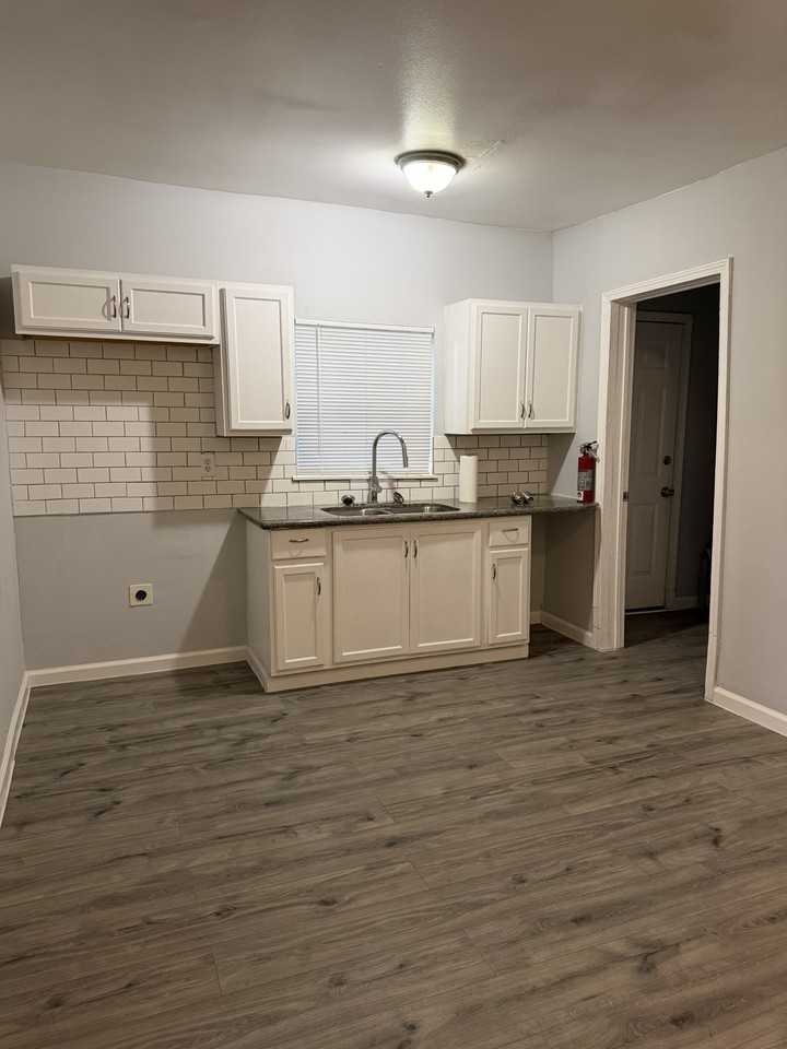 3406 Memel St #NA - Photo 7 of 17