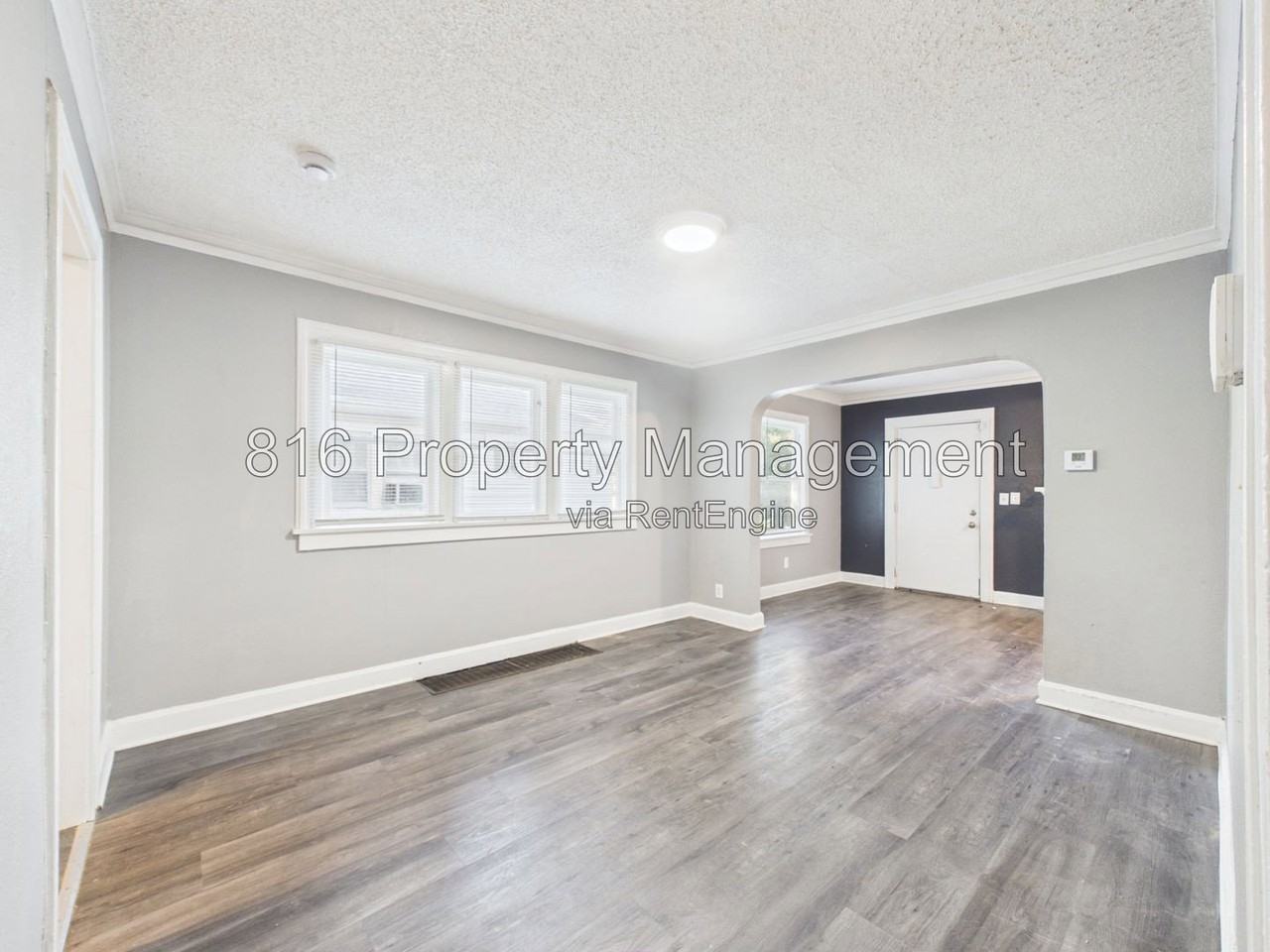 6808 S Benton Ave - Photo 7 of 25
