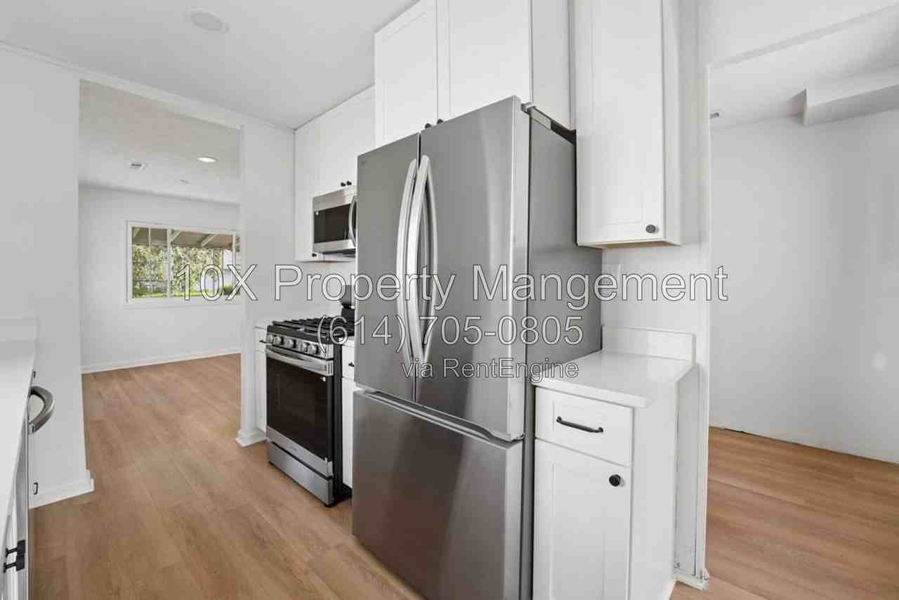 4517 Saint Rita Ln - Photo 7 of 27