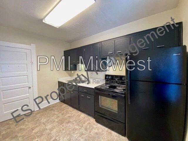 447 E Jefferson St #3 - Photo 5 of 24