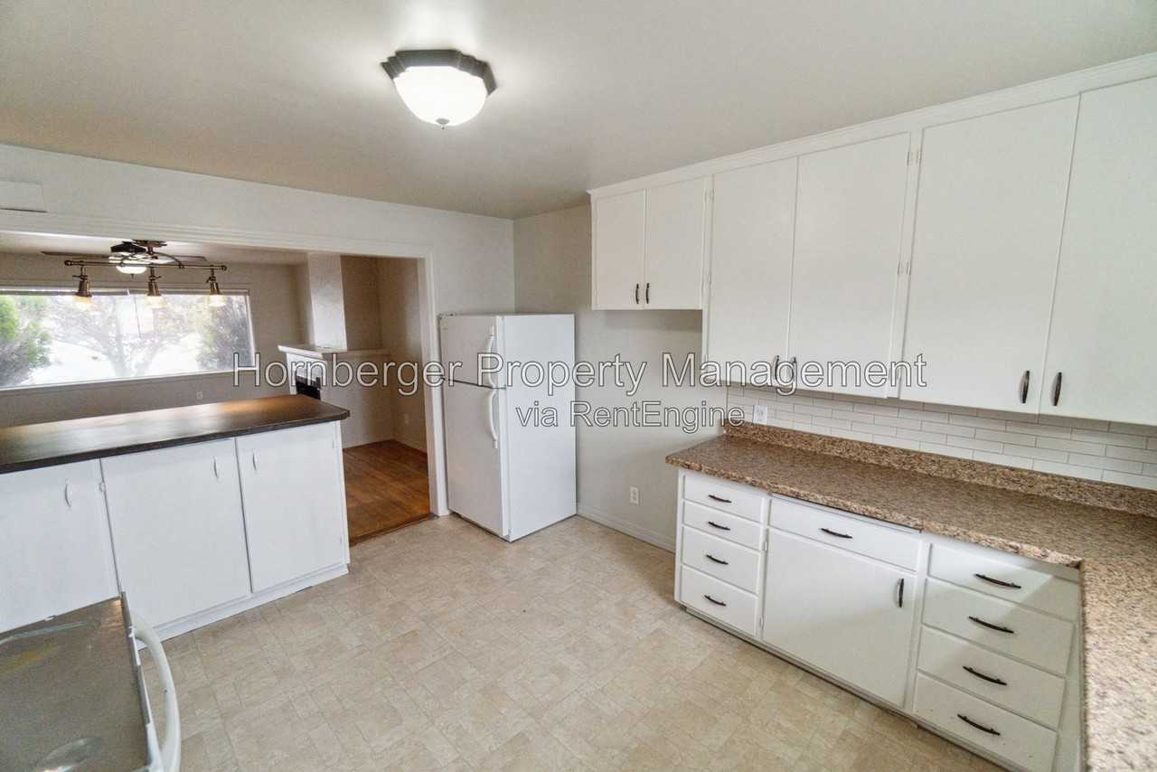 11 E Rich Ave #1 - Photo 6 of 24