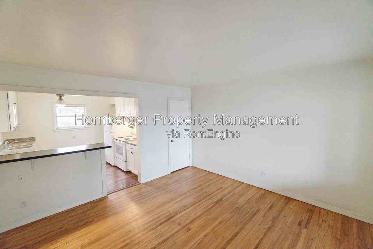 11 E Rich Ave #1 - Photo 4 of 24