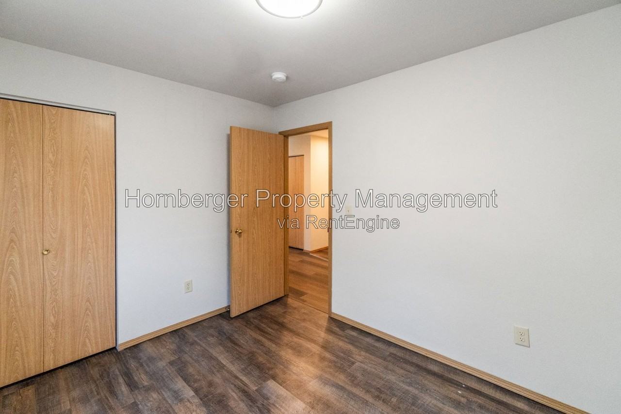 1501 N Regal St #1501 - Photo 7 of 18