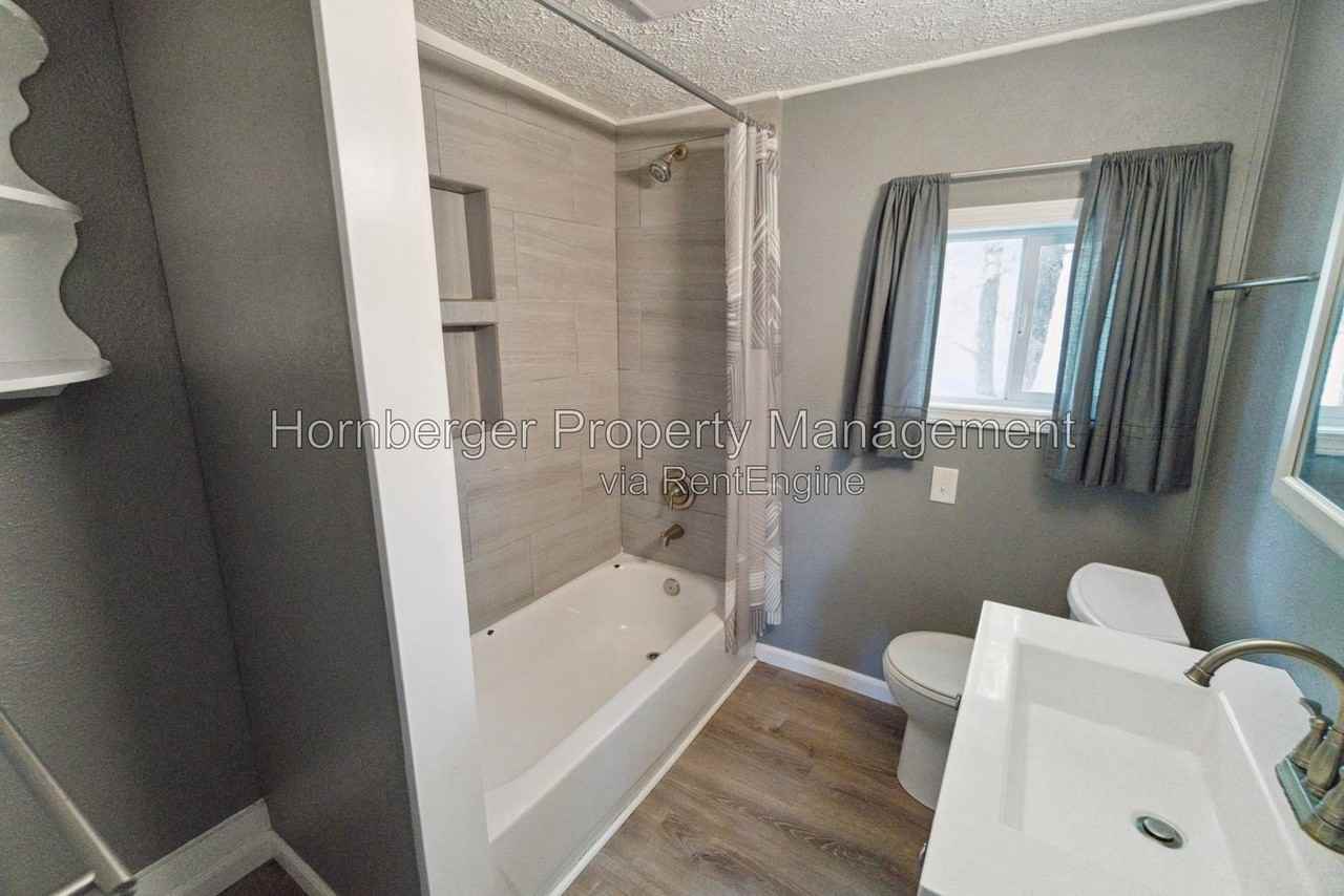 2702 W Boone Ave - Photo 7 of 19