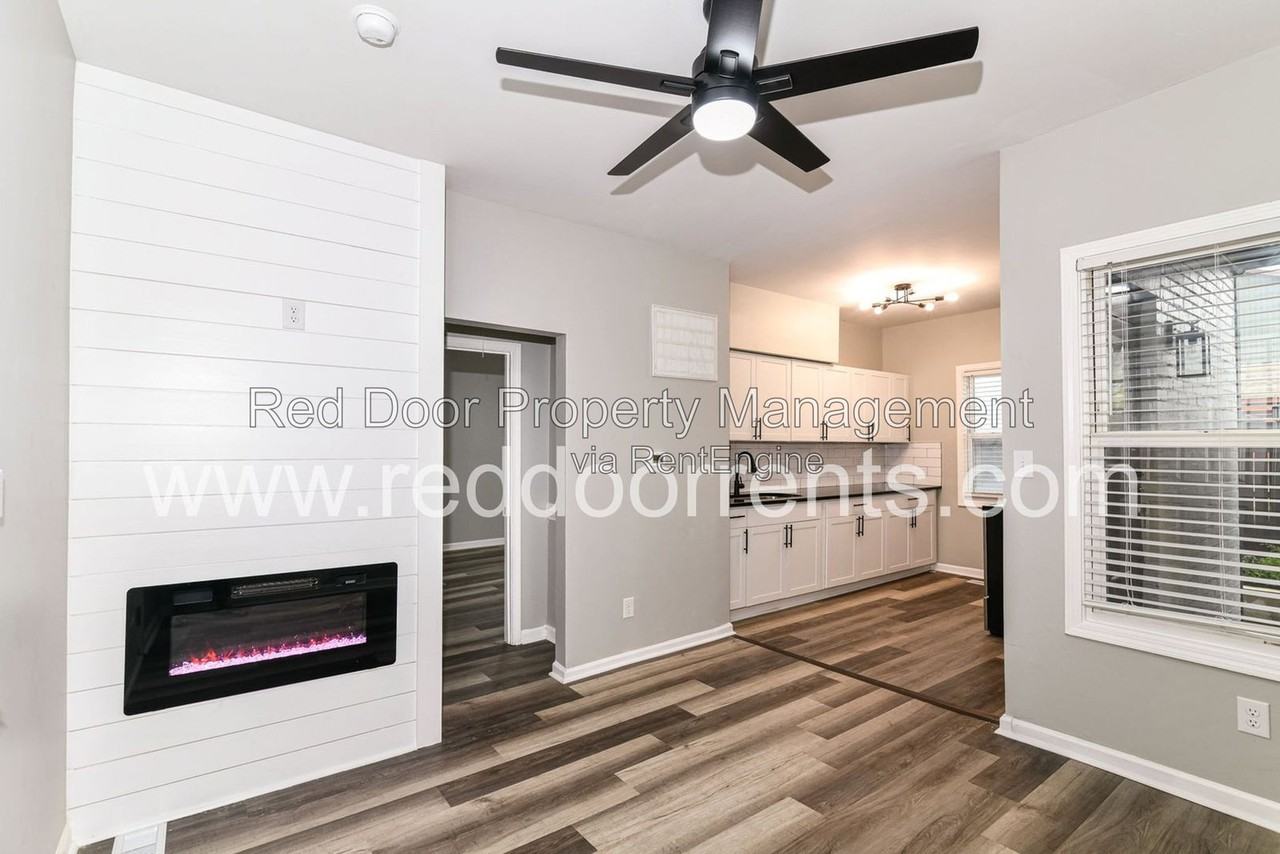 1329 E Market St #2 - Photo 4 of 22