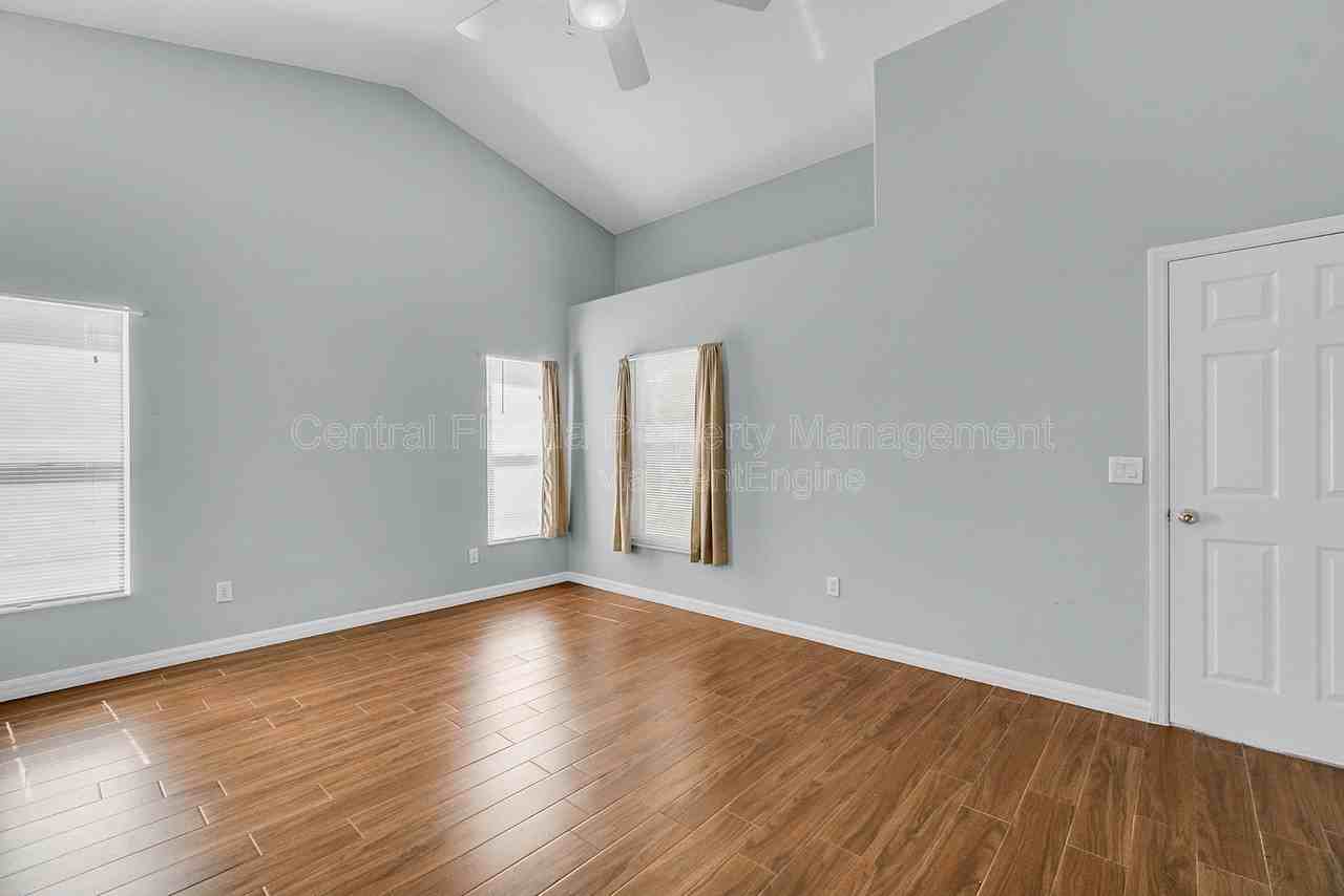 10754 Flycast Cir - Photo 5 of 23