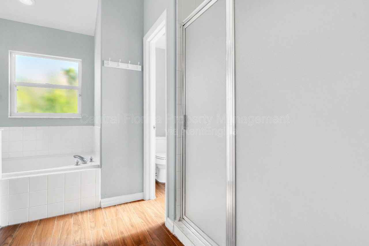 10754 Flycast Cir - Photo 6 of 23