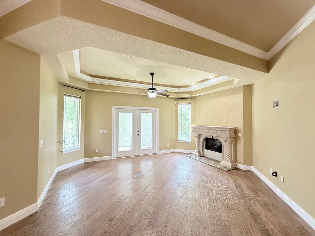 2610 Caldwell Cir - Photo 4 of 23