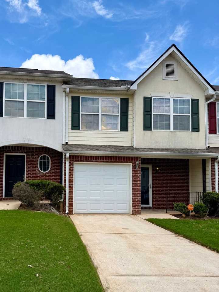752 Georgetown Ct