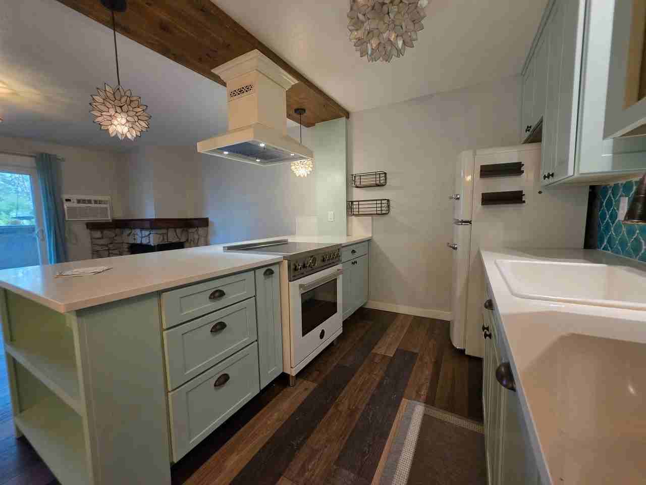 665 Manhattan Dr #1 - Photo 5 of 18