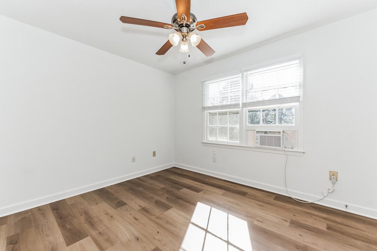 2801 Valencia Ter #NA - Photo 4 of 27