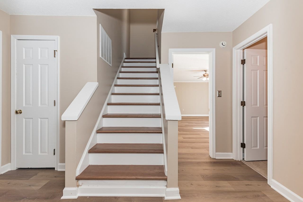 2801 Valencia Ter #NA - Photo 7 of 27