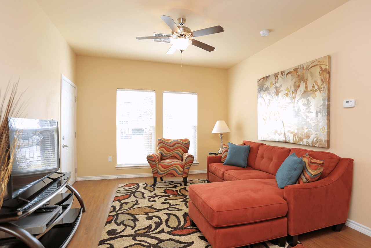 Cimarron Court Apartments - Photo 5 of 14