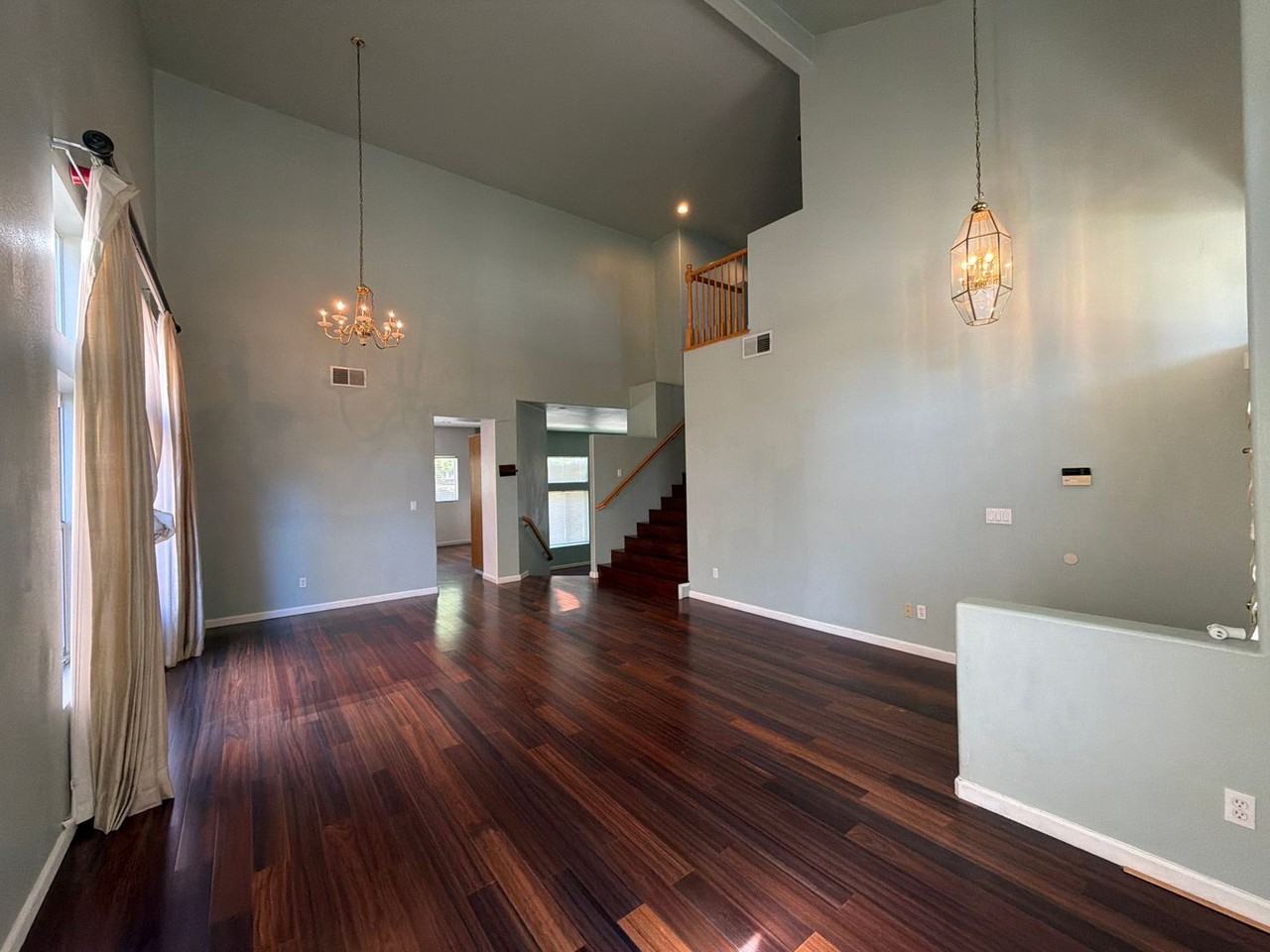 709 Black Oak Way - Photo 5 of 30