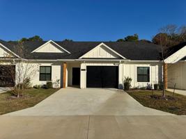 featured image of 1011 Mcclenny Dr