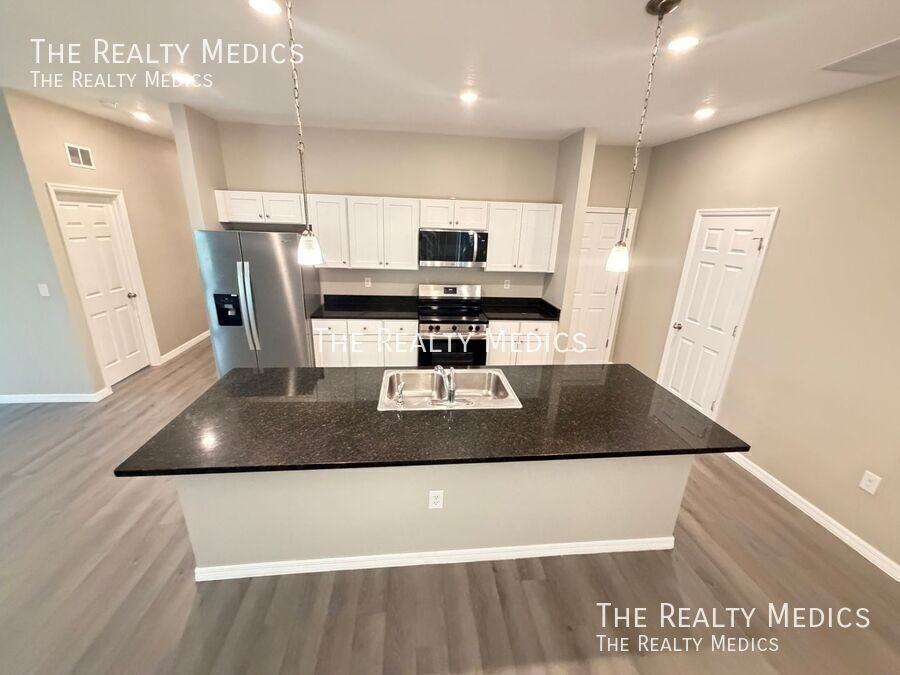 1611 Fannin Ave Nw - Photo 6 of 27
