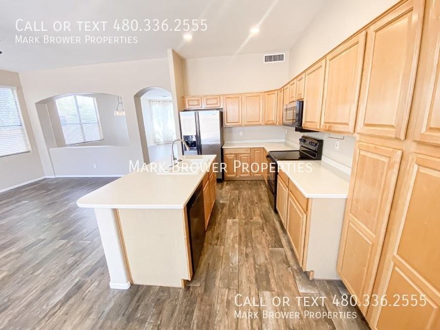 3918 E Juanita Ave - Photo 7 of 28