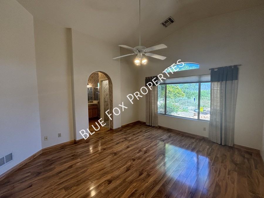 9511 E Briana Ln - Photo 7 of 26