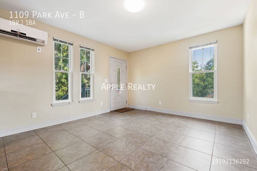 1109 Park Ave #B - Photo 2 of 11