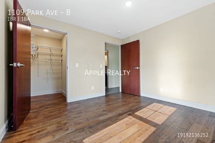 1109 Park Ave #B - Photo 7 of 11
