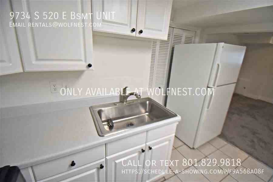 9734 S 520 E Bsmt Unit - Photo 4 of 29