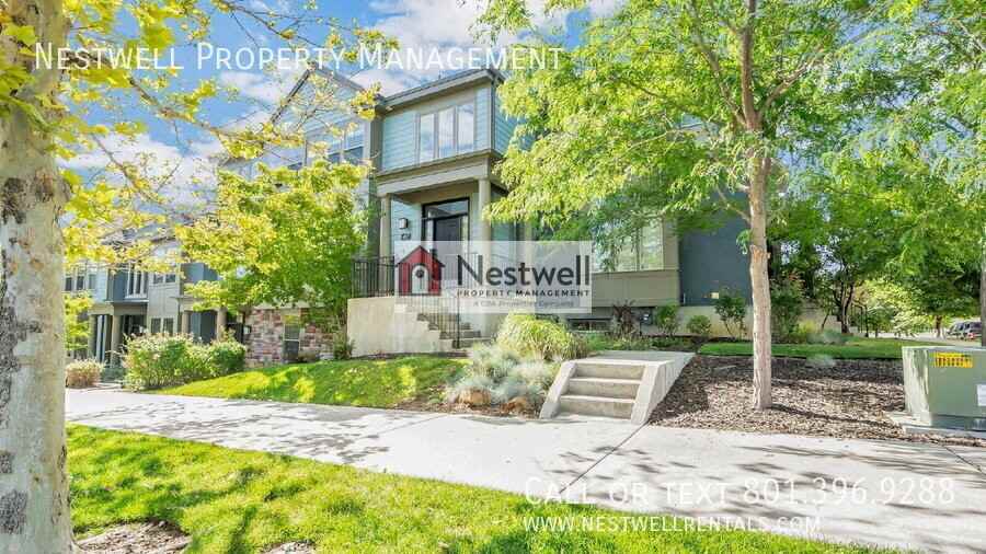 4827 W South Jordan Pkwy - Photo 2 of 32