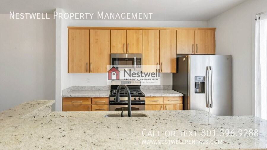 4827 W South Jordan Pkwy - Photo 5 of 32