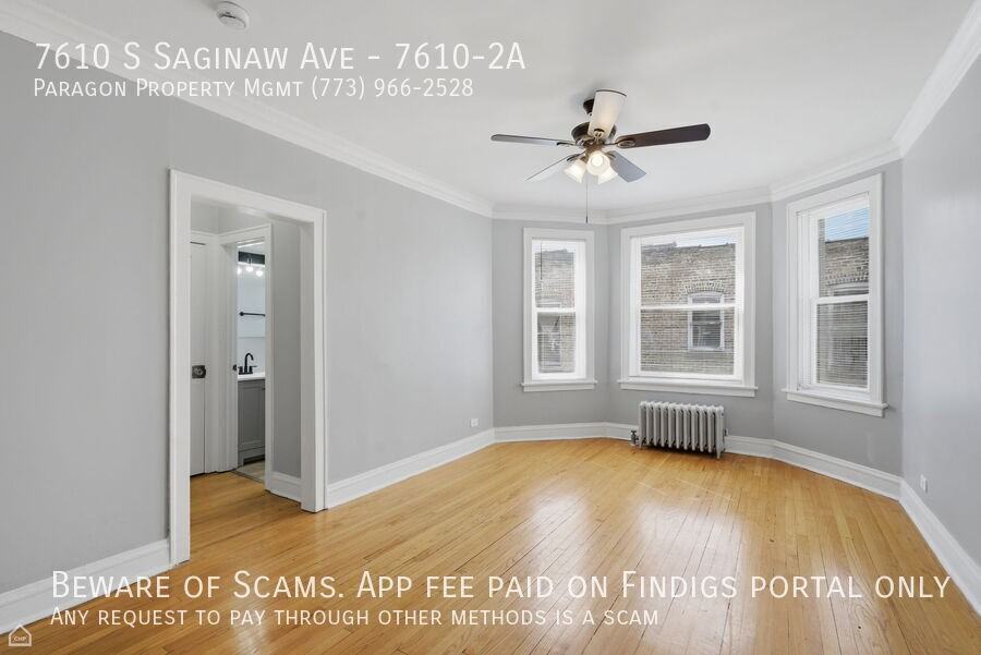 7610 S Saginaw Ave
