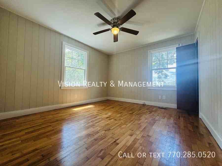 538 Old Airport Rd - Photo 6 of 18