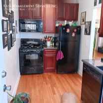 1733 W Pratt Blvd - Photo 1 of 1