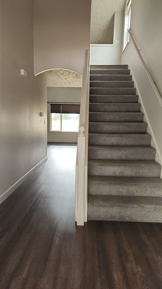 3807 Ryunkin St Se - Photo 3 of 27