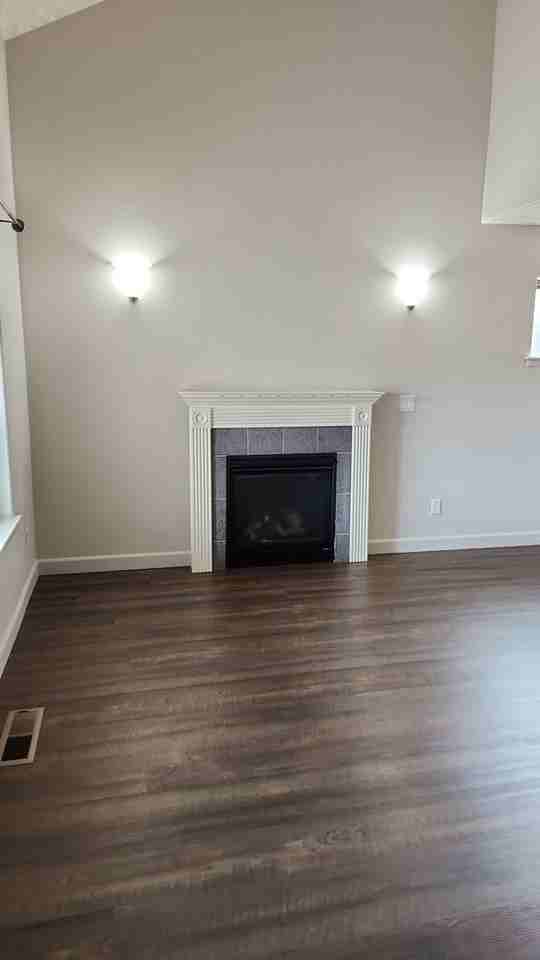 3807 Ryunkin St Se - Photo 5 of 27
