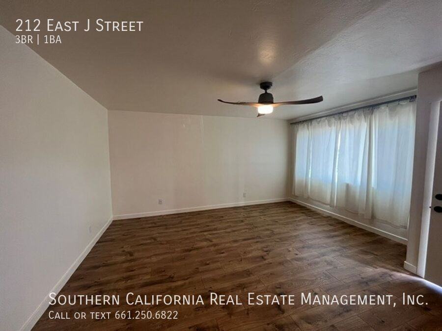 212 E J St - Photo 2 of 22
