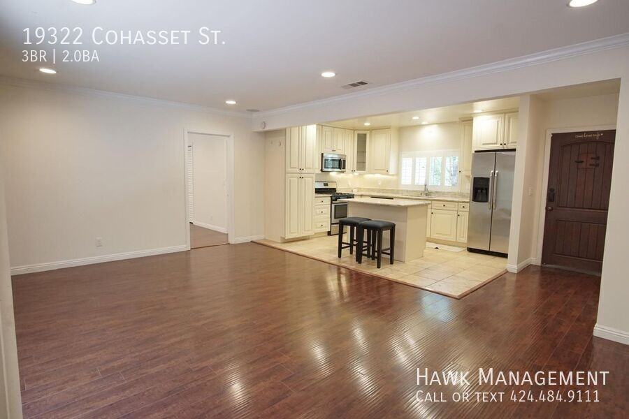 19322 Cohasset St - Photo 2 of 50
