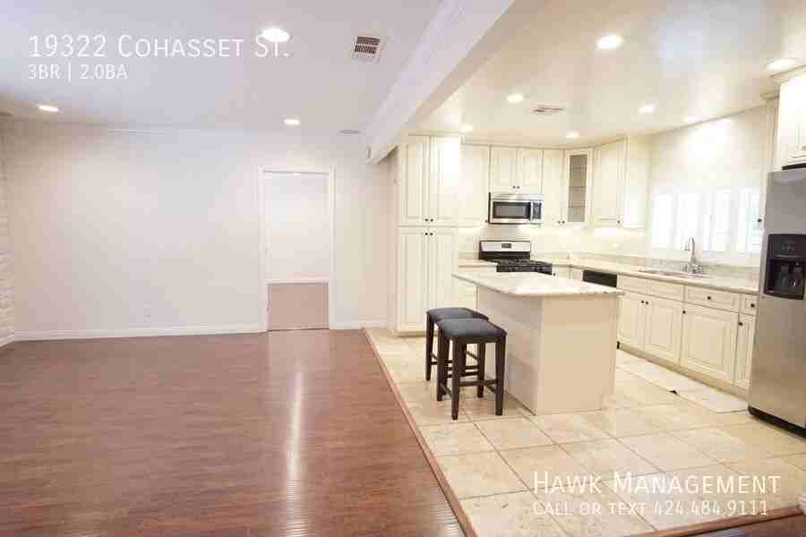 19322 Cohasset St - Photo 3 of 50