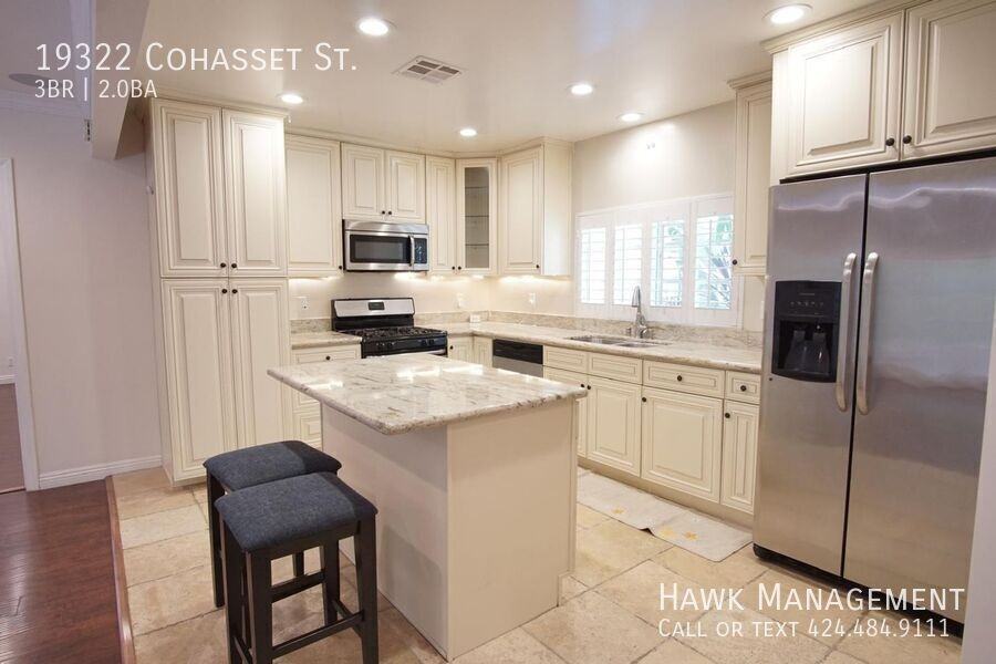19322 Cohasset St - Photo 6 of 50